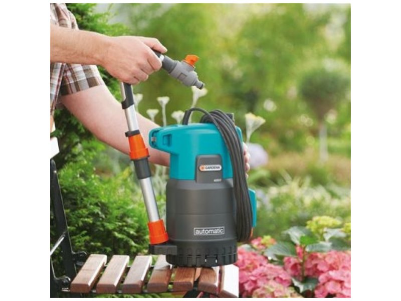 Cerpadlo Do Sudu 4000 2 Automatic Comfort Gardena () Cerpadlo Do Sudu 4000 2 Automatic Comfort Gardena